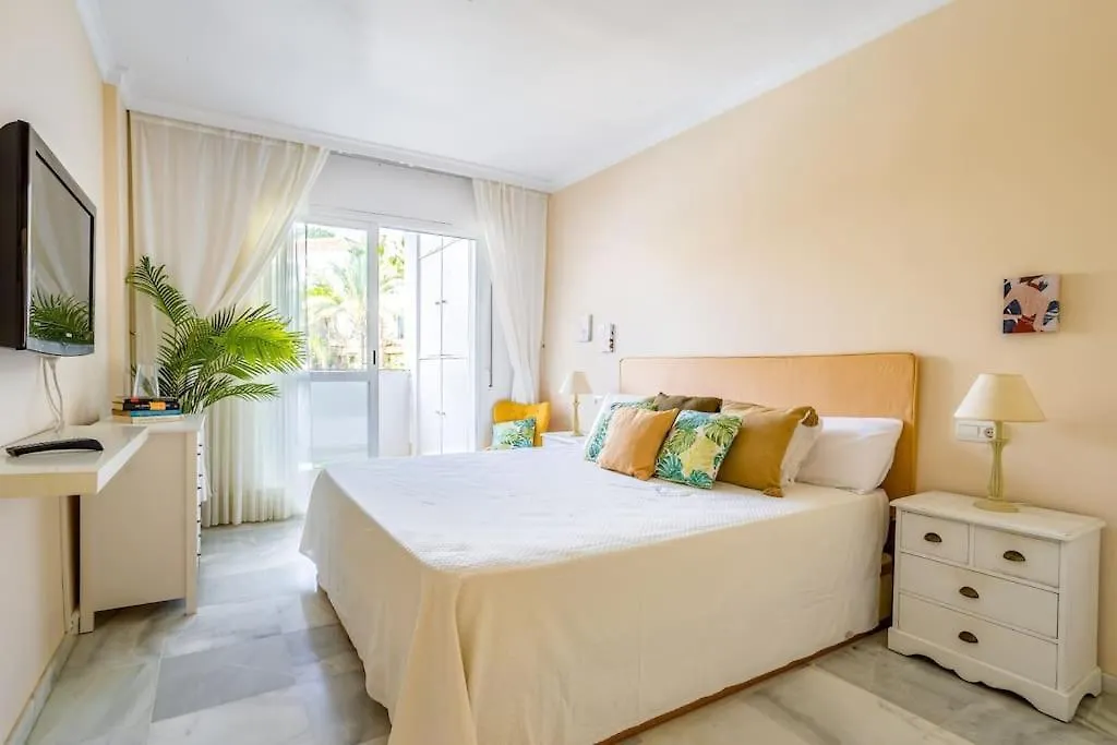 Oleholidays Senorio Gonzaga Junto A Puerto Banus Marbella Appartement