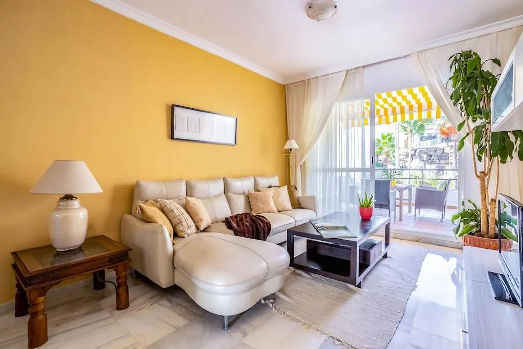 Apartment Oleholidays Senorio Gonzaga Junto A Puerto Banus Marbella
